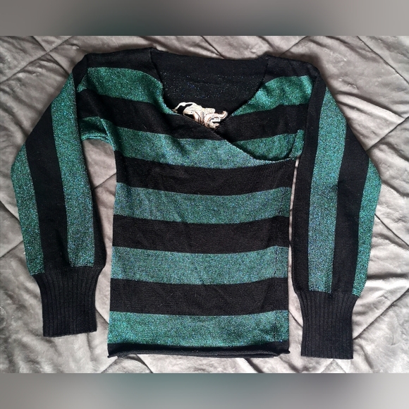 G-UNIT SWEATER. SIZE M - Picture 4 of 7